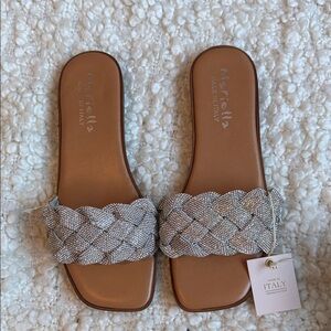 BRAND NEW Mariella made in Italy Silver detail
Women's Sandals size 8